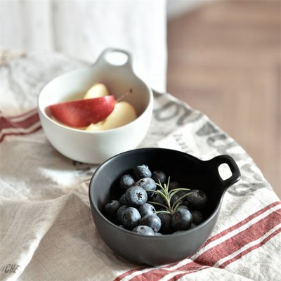 Home tableware decor  personalized antique porcelain matte surface fruit bowl with handle