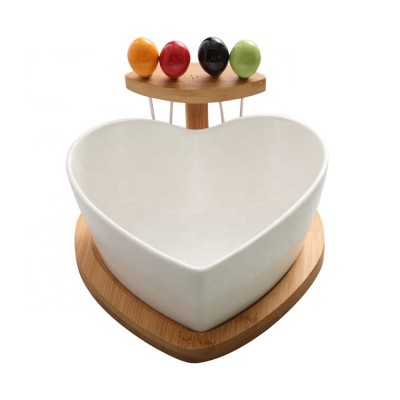 Funky heart shape widely used white glazed custom european ceramic bowl set with froks